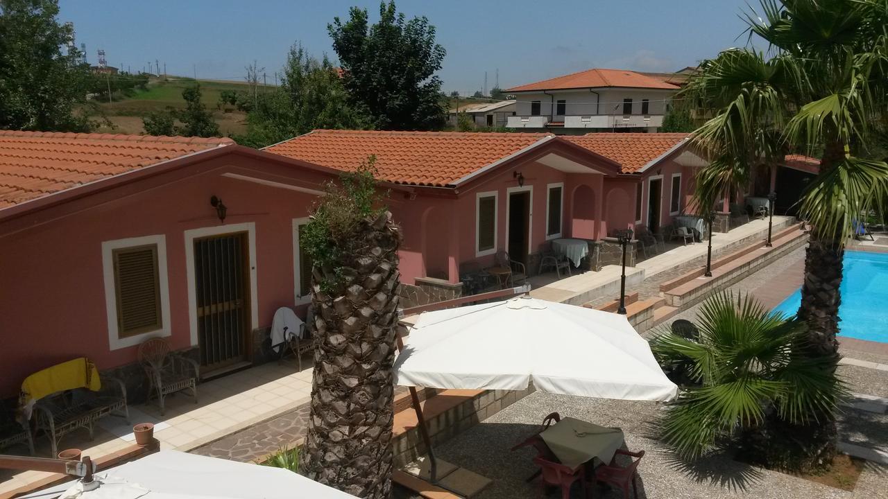 Hotel La Pineta Joppolo Exterior foto